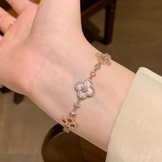 2025 Fashion High End Ultra Exquisite~Shiny Diamond Pink Women's Forest Series Bracelet, Small and Sweet Heart shaped Hand